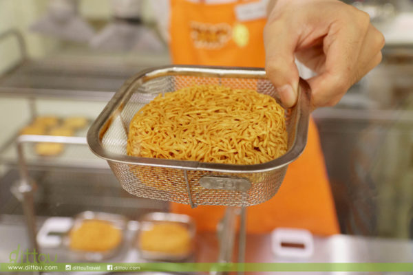 【橫濱】 日清杯麵博物館 Cup Noodles Museum 來製作獨一無二的小雞即食麵吧
