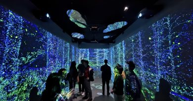 奮起湖老街全新沉浸式體驗場域：「阿里山沉浸式光影走廊－山城時光」