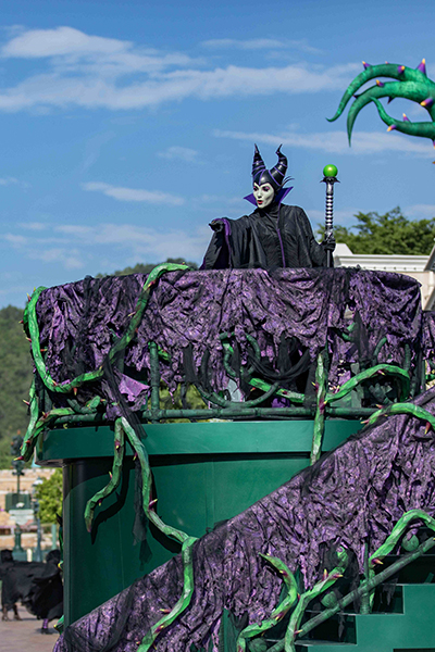 正邪角色盡情狂歡:迪士尼惡人反轉香港迪士尼樂園20周年奇妙派對