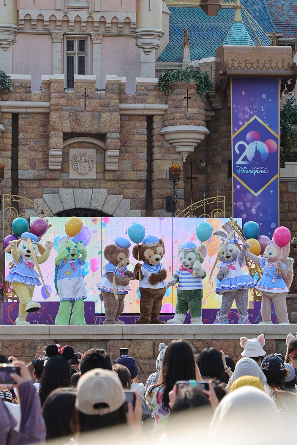 全新水手造型/七個可愛座打卡點：香港迪士尼「Duffy與好友同萌遊」為2026春日啟航！